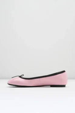 Ladies Amalthea Ballet Flats